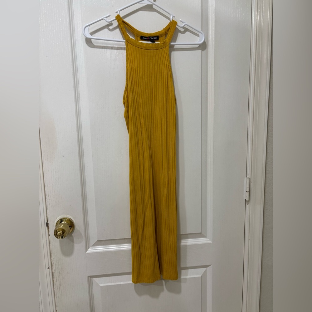 Chesley Yellow Midi Dress with Flowy Silhouette